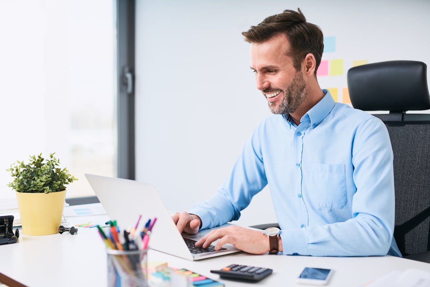 مميزات نظام فكرة لإدارة بلاغات الصيانة الإلكتروني CMMS